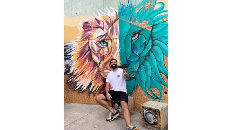 Comuna 13: the vibrant and artistic treasure of Medellin - Practical tips for travelers