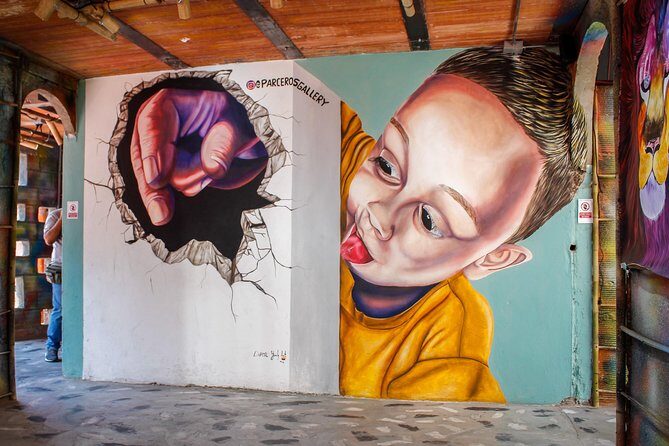 comuna 13 tour - A Closer Look at the Comuna 13 Tour Experience