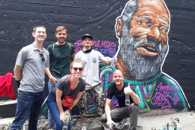 Comuna 13 Tour with Cable Car Ride - Key Points