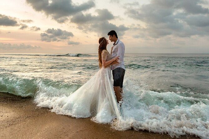 Conceptual and Surreal Wave Photography on Kauai - Who Should Consider This Tour?