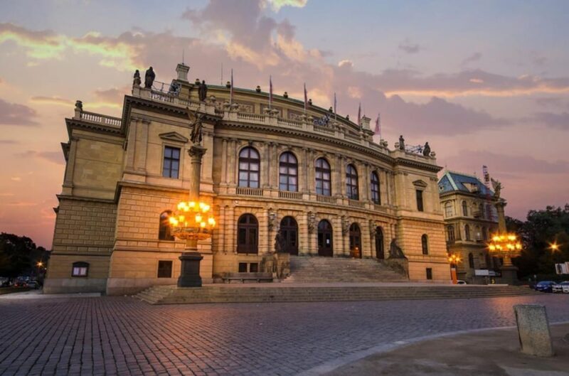 Concert in the Rudolfinum - MOZART, VIVALDI, SMETANA - A Close-Up Look at the Concert in the Rudolfinum - MOZART, VIVALDI, SMETANA