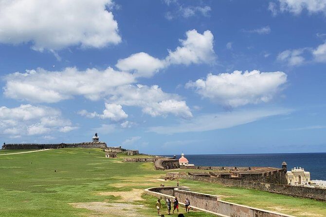 Concrete Jungle to the Actual Jungle, The Complete Package Tour - Tasting Authentic Puerto Rican Flavors