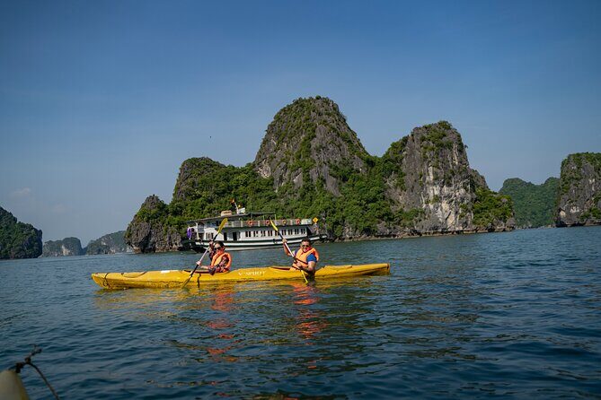 Cong Cruise Full-day Explore Halong Bay - Passing Through Bai Tu Long Bay