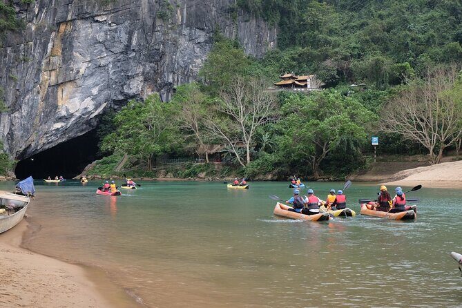 Conquer of Phong Nha Cave 4,5 km by kayaking Group Tour - FAQ
