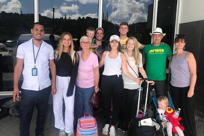 Convenient Airport Transfer To Hotels in Negril - Key Points