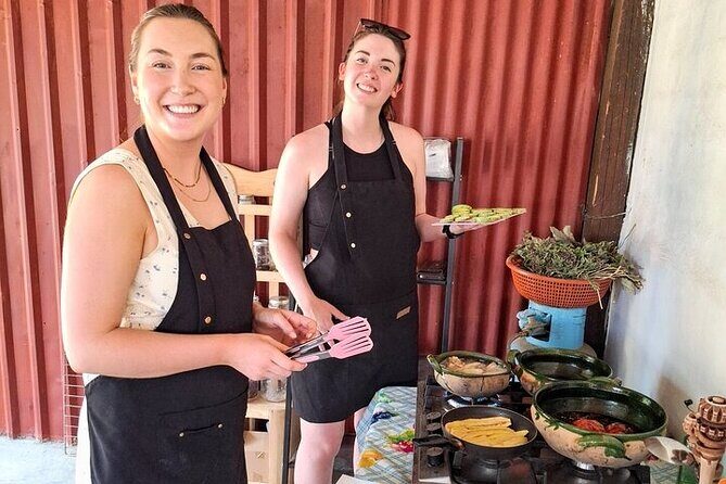 Cook 2 Moles Oaxacanos with a Traditional Cook - A Closer Look at the Experience