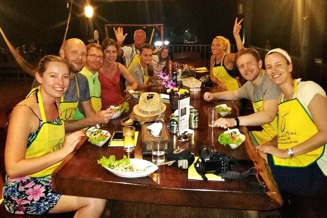 Cooking Class and Market Tour at Lanta Thai Cookery School on Koh Lanta - Key Points