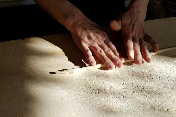 Cooking class at the farm in Tuscany - An In-Depth Look at the Tuscan Cooking Class Experience