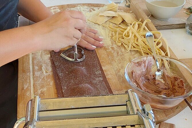 Cooking Class on a Family Farm in Chianti with Lunch - Who Should Book This Experience?