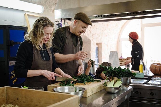Cooking class: We prepare orecchiette with vegetables from the garden - A Closer Look at the Experience