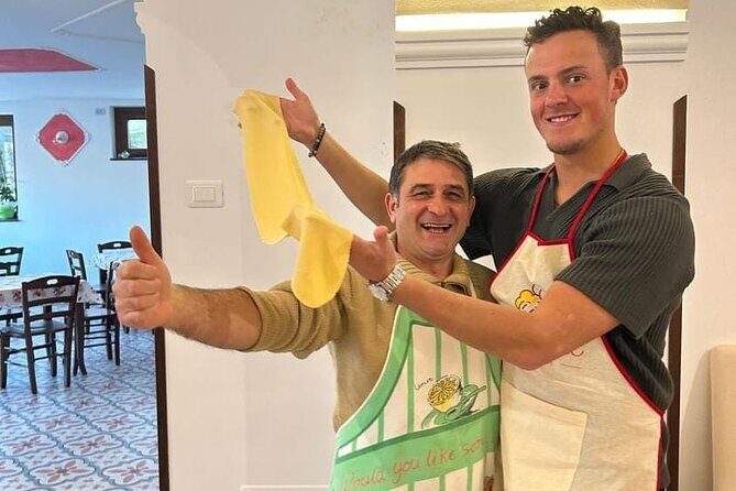 Cooking class with Pasta, mozzarella and Tiramisu with wine - The Experience in Detail