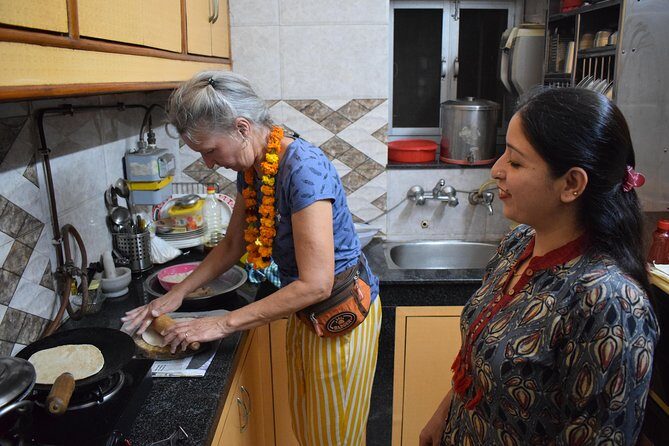 Cooking Demo + Lunch/Dinner and interaction with an Indian family @ Chez Anjali - An In-Depth Look at the Cooking Experience