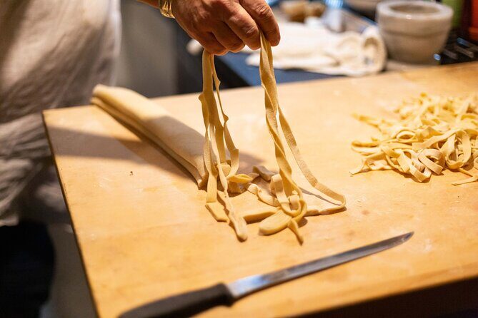 Cooking & eating with Locals in their home kitchen in Rome - Who Will Benefit Most?