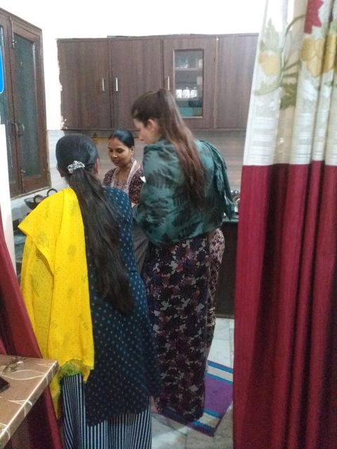 Cooking Workshop and Vegetarian Dinner in Agra with Family - Why This Experience Stands Out