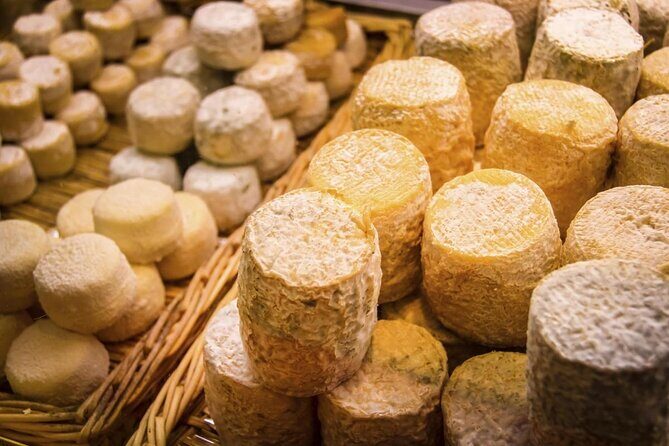 Cooking workshop with an exceptional chef in Avignon - Discovering Avignon’s Les Halles Market