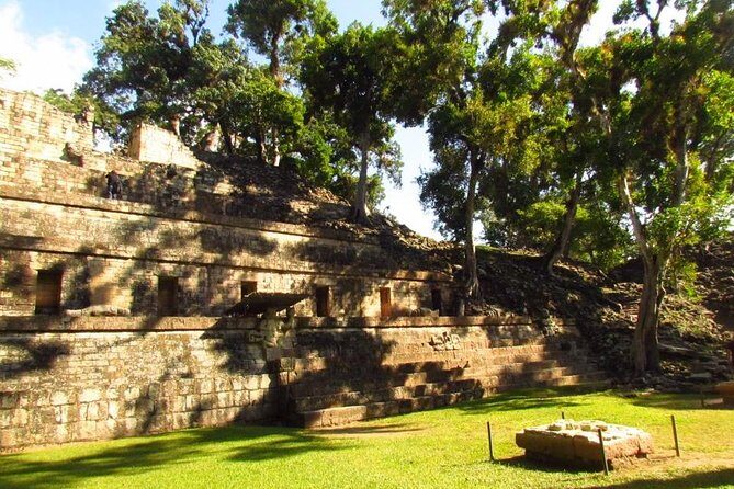 Copán Archaeological Site Day Trip from San Salvador - Transportation and Group Size
