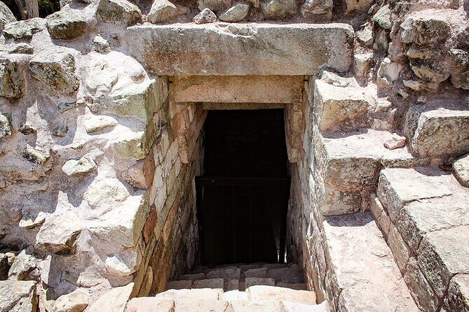 Copan Ruins from San Pedro Sula - The Experience: Pros and Cons