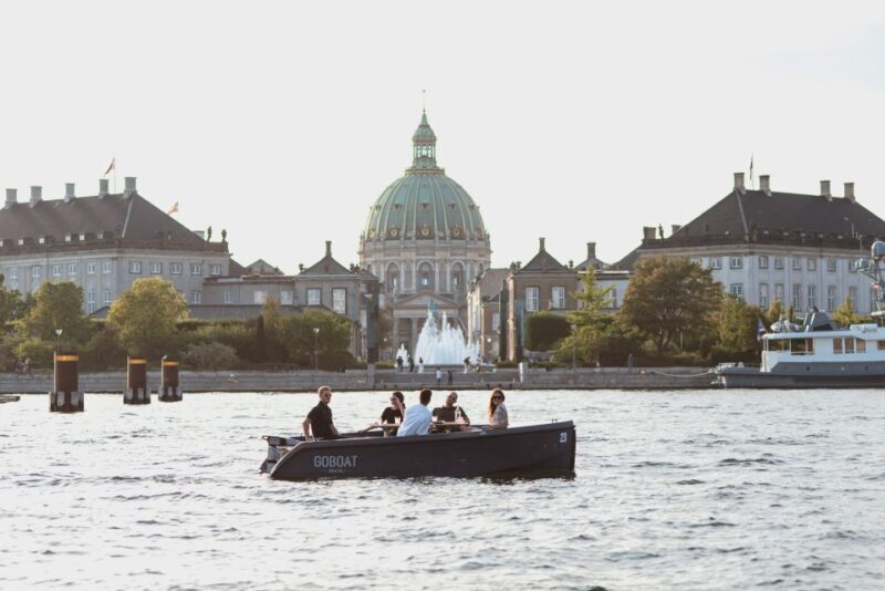 Copenhagen: 1, 2 or 3-Hour Boat Rental (No License Required) - Experience the Charm of Copenhagen from the Water