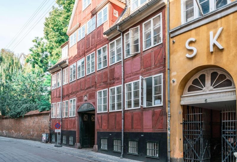 Copenhagen: 2-hour Old Town Private Walking Tour - The Sum Up
