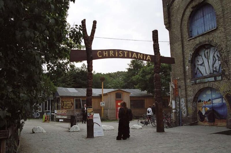 Copenhagen & Christiania : Guided Bike Tour in French - A Detailed Look at the Tour Experience