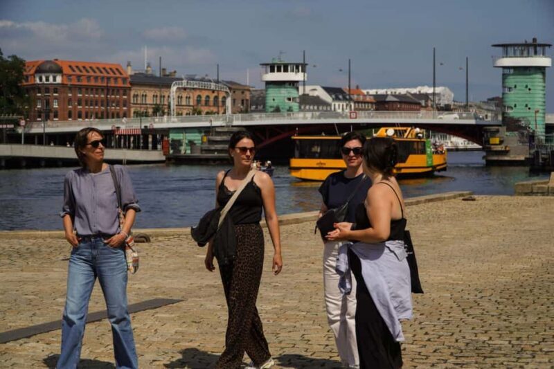 Copenhagen: Christianshavn Walking Tour - Discovering Christianshavn: A Neighborhood of Contrasts