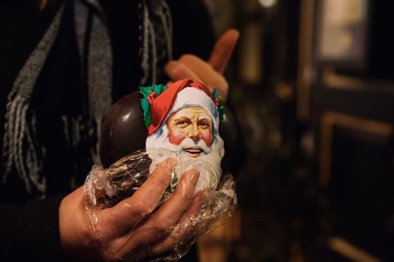 Copenhagen: Christmas Walking Tour with Treats and Drinks - Discover Copenhagen’s Christmas Charm with a Guided Walking Tour