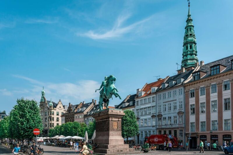 Copenhagen City & Rosenborg Castle Private Walking Tour - Old Town Charm and Hidden Gems