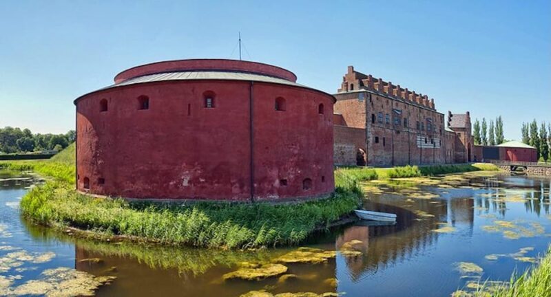 Copenhagen: Malmö Tour in Spanish - Key Points