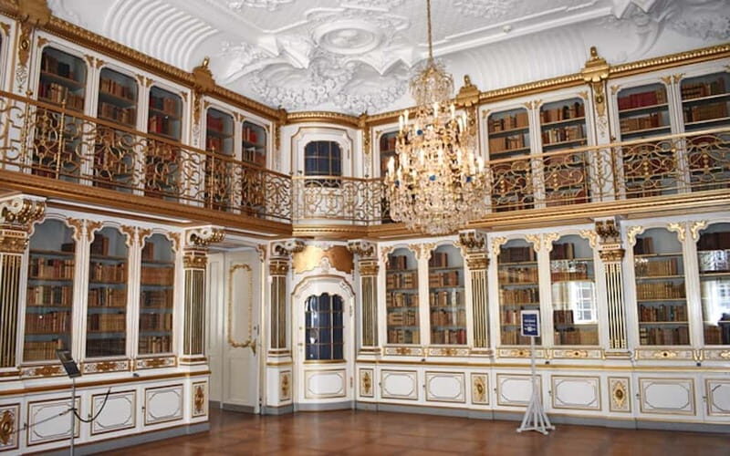 Copenhagen: Rosenborg and Christiansborg Palaces Tour in Spanish - The Value of This Tour