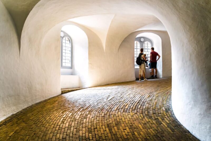Copenhagen: Rosenborg Castle Tour with Skip-the-Line Ticket - Who Should Consider This Tour?