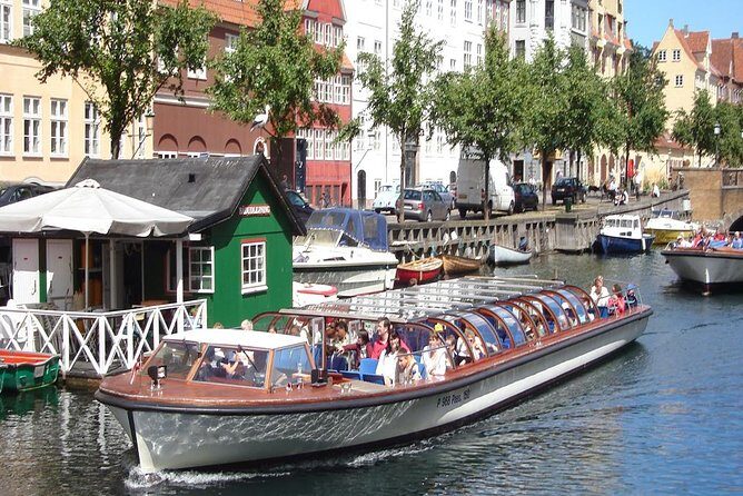 Copenhagen Sightseeing Classic Canal Tour With Live Guide - A Detailed Breakdown of the Itinerary and Experience