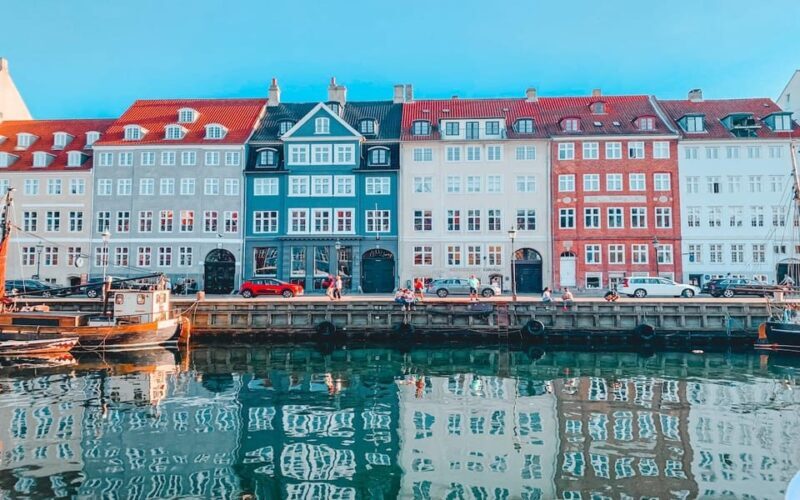 Copenhagen Tour in Spanish - Key Points