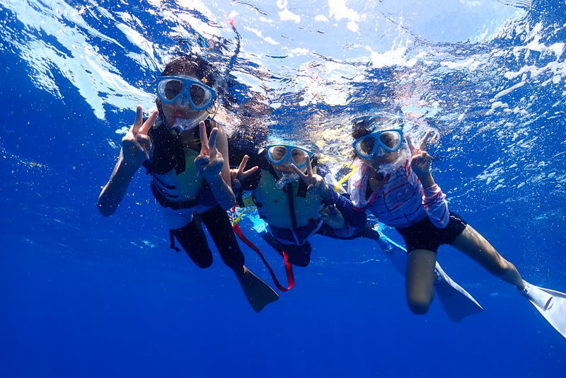 Coral and Sea Turtle Snorkeling - A short boat ride from Ishigaki town