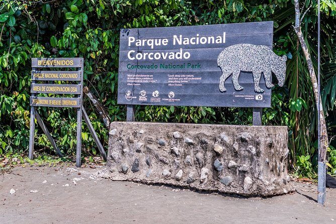 Corcovado Deluxe & Arenal Volcano Expedition 8D/7N Vacation Package - Key Points