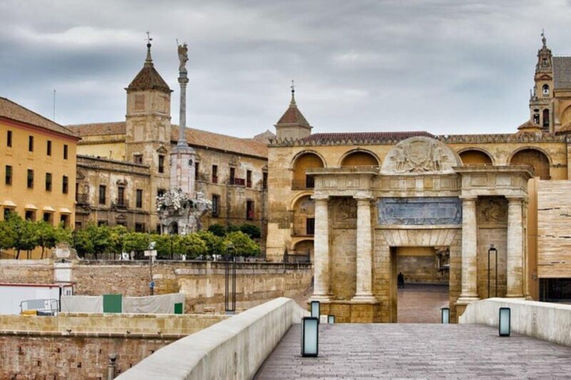 Cordoba : Patios Private Walking Tour - The Sum Up