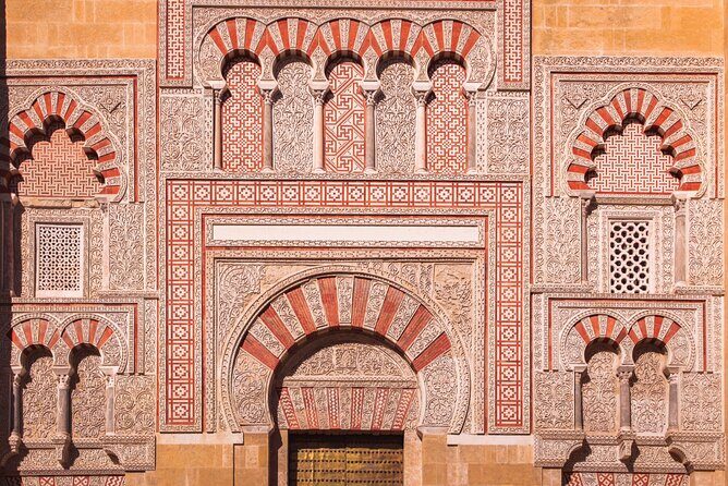 Córdoba Scavenger Hunt and City Highlights Walking Tour - Who Will Love This Tour?