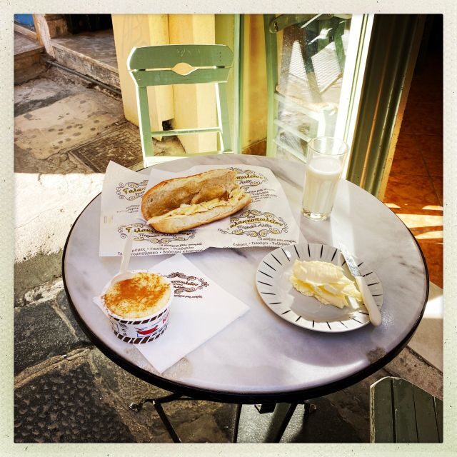 Corfu Town: Guided Walking Tour and Local Food Tastings - Exploring Corfu Town: Guided Walking Tour and Local Food Tastings