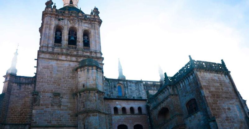 Coria: Cathedral of Coria Ticket Entrance - Highlights and Must-See Artifacts