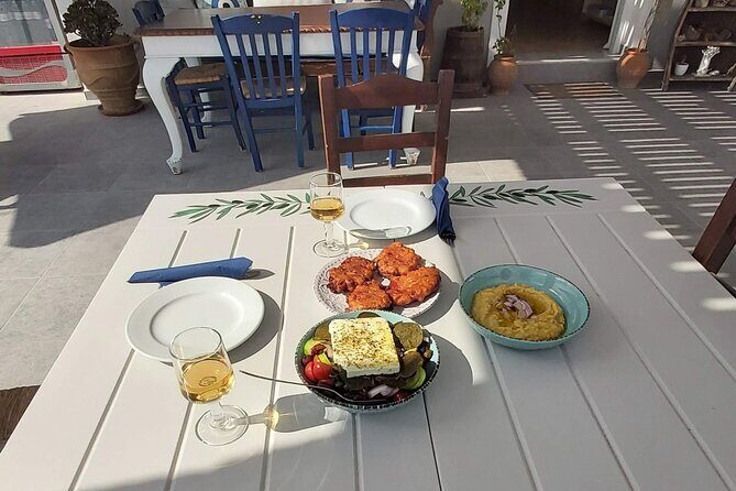 Cork & Fork Tour in Santorini with 2 Wineries and Lunch - Who Should Consider This Tour?