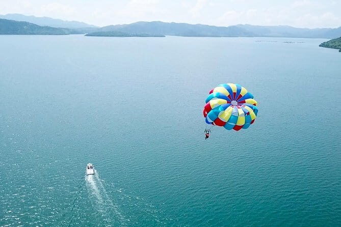Coron Parasailing Adventure - Coron Parasailing Adventure: Soaring Over the Islands