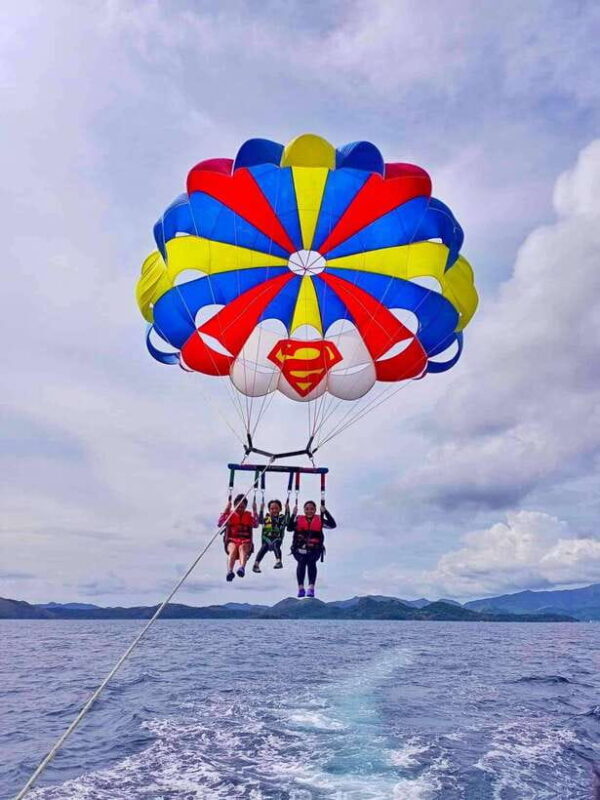 Coron: Parasailing with Hotel Transfer Watersports - The Value for Travelers