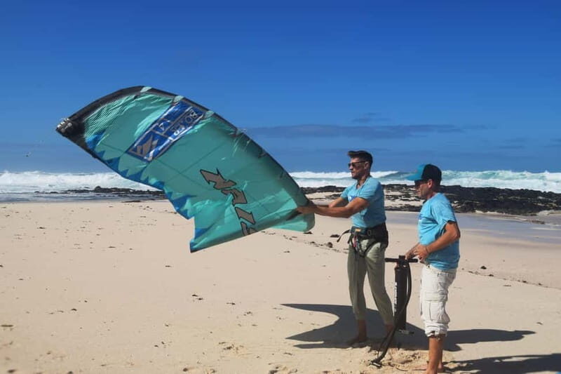 Corralejo: KITESURF BEGINNER COURSES. Semi-Private groups - The Experience: What You Can Expect from the Course