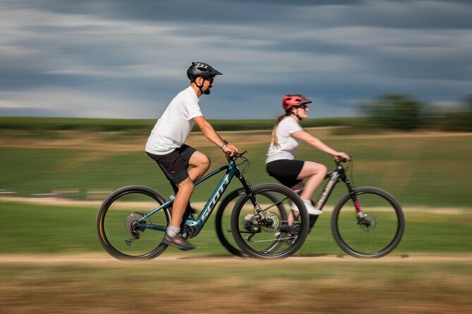 Cortona - Easy guided eBike tour around the Etruscan City. - The Scenic and Cultural Highlights