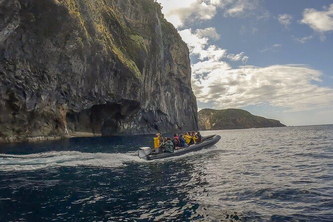 Corvo Boat Trip - Corvo Boat Trip: Exploring the Smallest of the Azorean Islands