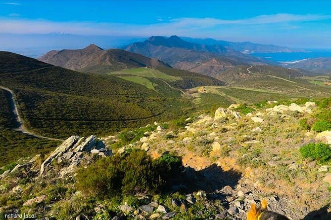 Costa Brava and Girona Small Group Easy Hike from Barcelona - Experience the Best of Costa Brava and Girona on a Small-Group Day Trip