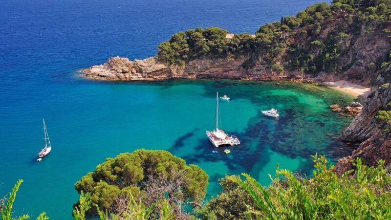 Costa Brava: Boat Ride and Tossa Visit with Hotel Pickup - Costa Brava: Boat Ride and Tossa Visit with Hotel Pickup — A Balanced Look at an Enchanting Day Trip