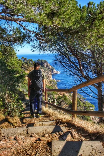 Costa Brava: Discovering Coastline, Tossa de Mar and Lunch - What Sets This Tour Apart