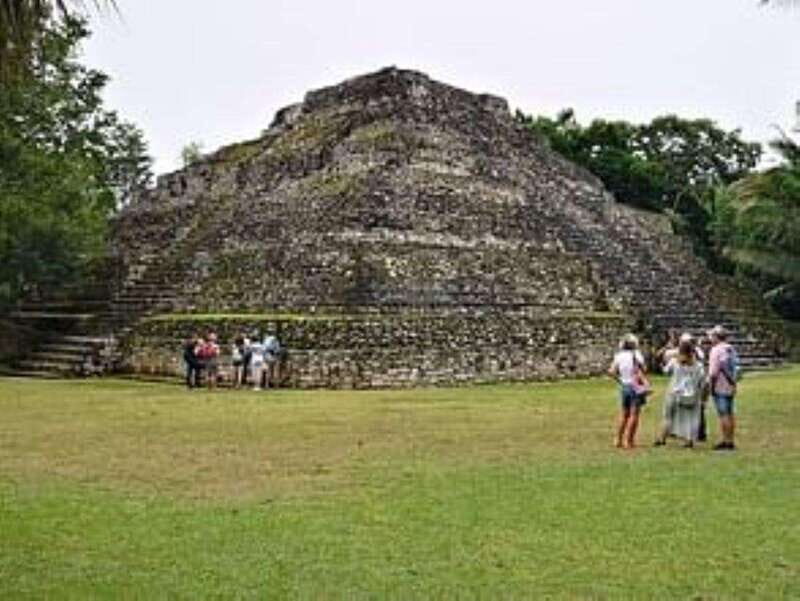 Costa Maya: Chacchoben Mayan City and Bacalar Lagoon Tour - Costa Maya: Chacchoben Mayan City and Bacalar Lagoon Tour