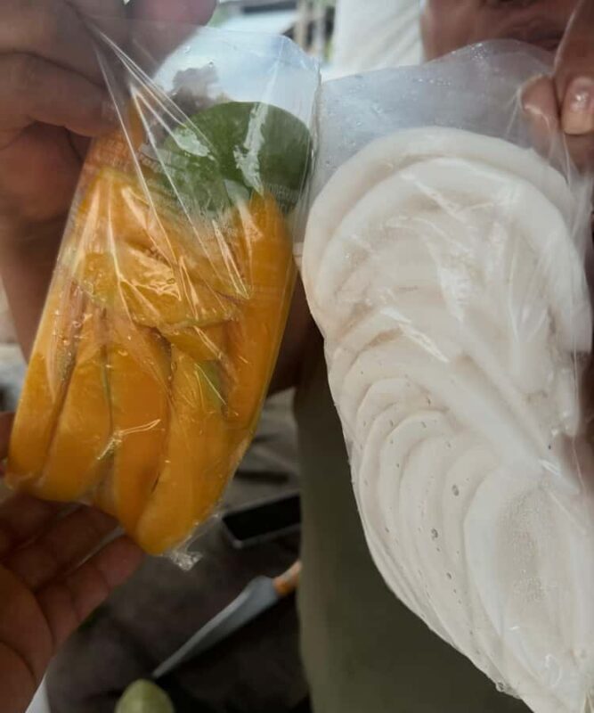 Costa Maya: Chacchoben Ruins Shore Excursion & Fruit Tasting - The Fruit Market Stop