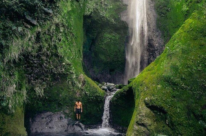 Costa Rica Canyon Waterfall Bajos del Toro - The Sum Up